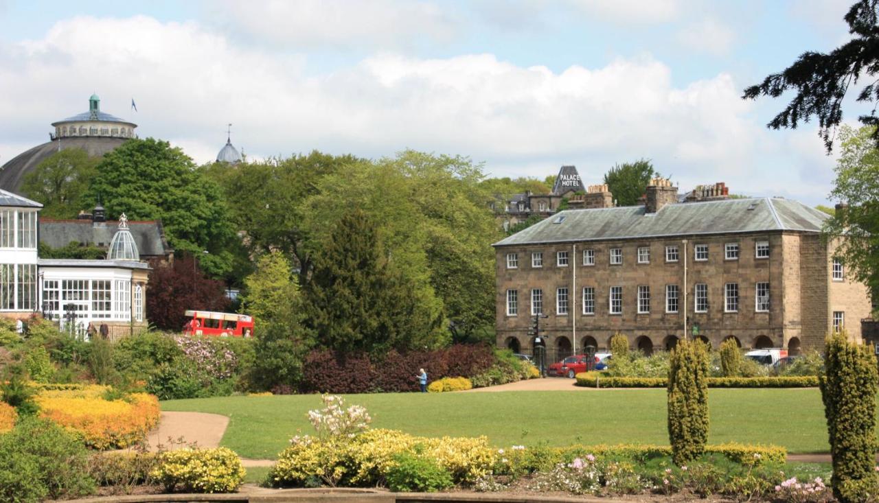 No 6 The Square Tearooms & Accommodation Buxton  Buitenkant foto
