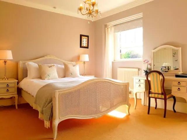 No 6 The Square Tearooms & Accommodation Buxton  Buitenkant foto